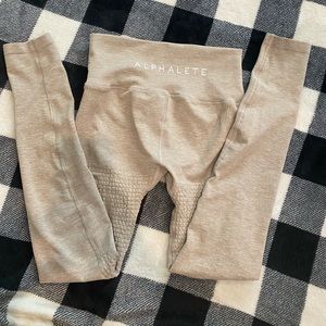 Alphalete revival leggings- Tan sz: M